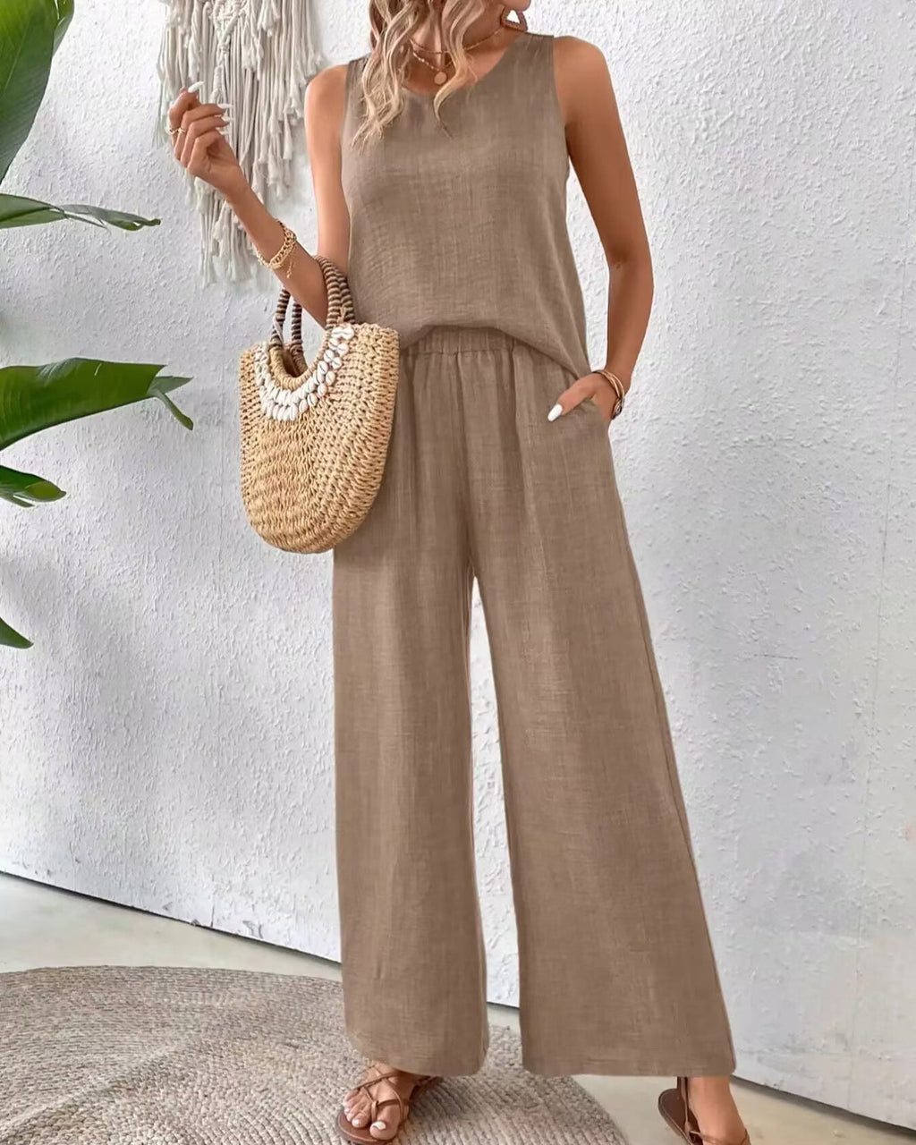 Women's solid color back hollow lace set